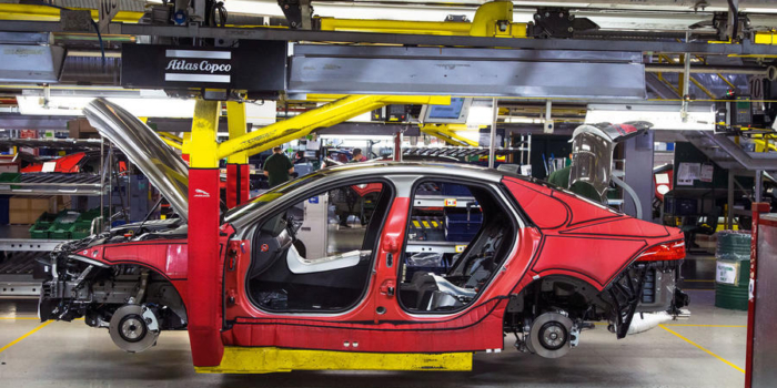 Dlaczego producenci samochodów zwiększają wykorzystanie części z tworzyw